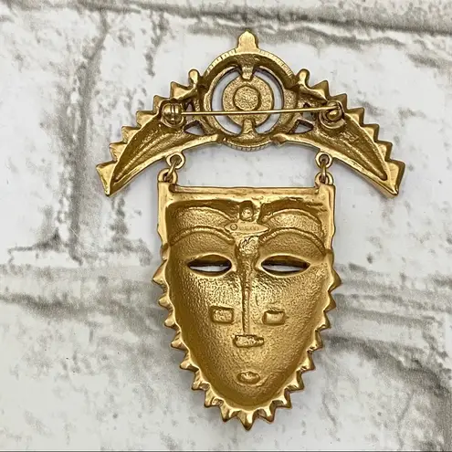 Vintage AVON African Tribal Mask Face Rhinestones Brooch