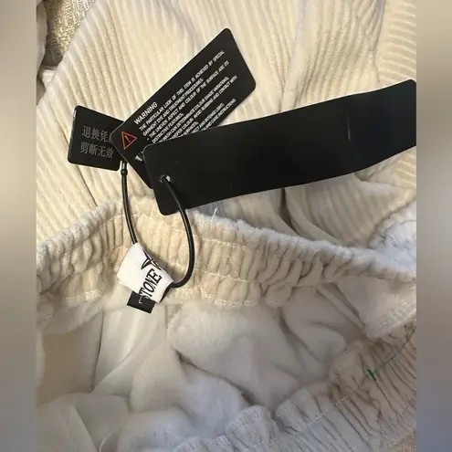 STONE ISLAND WOMENS CREAM CORDOROY JOGGERS RARE NWT!!! Size L