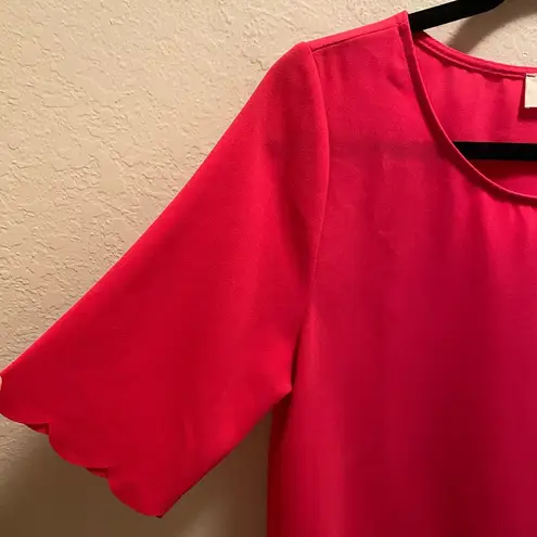 Everly  Pink Scalloped Lightweight Short Sleeve Blouse Size M