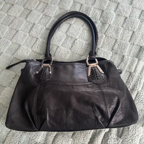 B MAKOWSKY Medium Blk Leather 2 Handle 3 Section Leopard Lining W/ Zippered Area Black