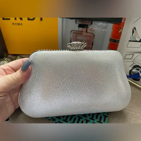 ✨Elegant Silver Crystal Bling Clutch ✨NWT