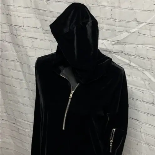 🎉HP🎉 N: Philanthropy “Pompano” Black Hooded Size Small