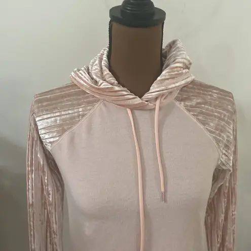 Calia by Carrie Underwood effortless velvet plisse sleeve hoodie in pink sz XS