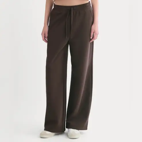 Everlane  Luxe Fleece Wide-Leg Sweatpant in Dark Chocolate, Size Medium