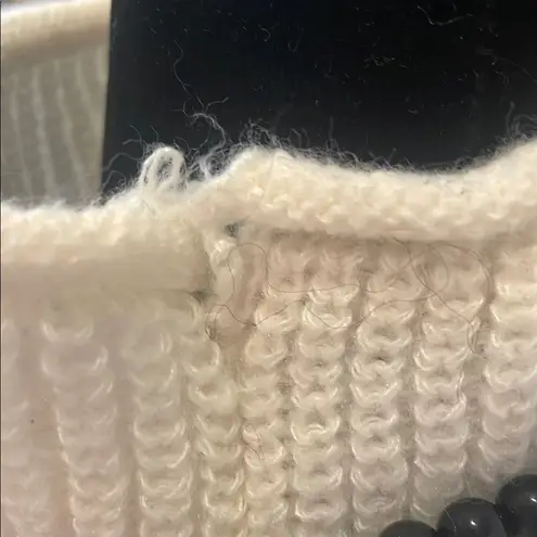 Cream Sleeveless retro looks Sweater White Size M