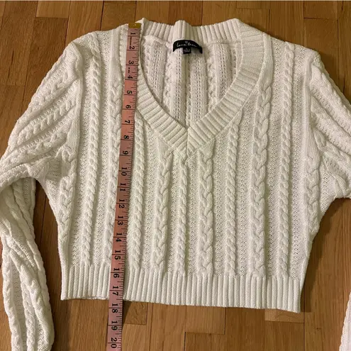 Love Tree NWOT -  White Knit Sweater