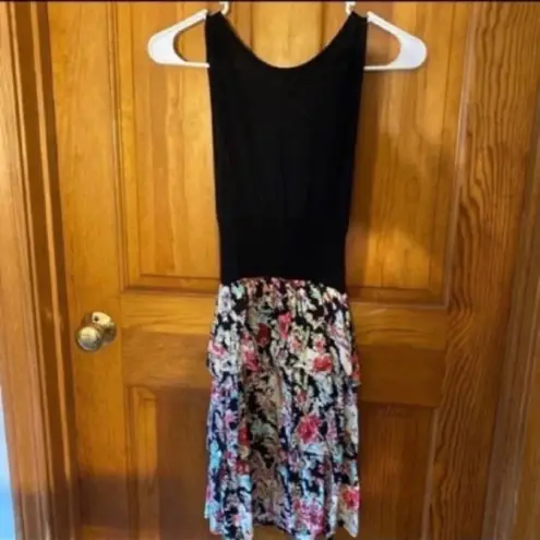 Tally Weijl EUC Black and Floral Skater Dress, Size 34
