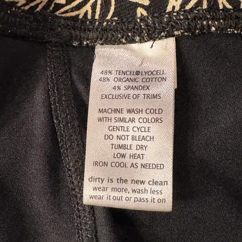 Toad & Co Medium Seleena Skort Daisy Floral Stretch Attached Shorts Drawstring Black