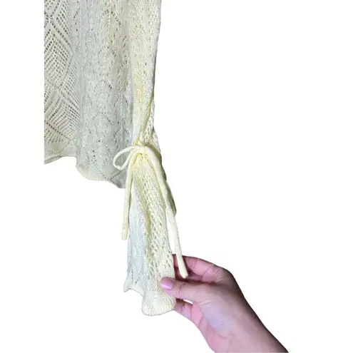 Honey & T Yellow Knit Bell Tie Sleeve Sweater Size Large