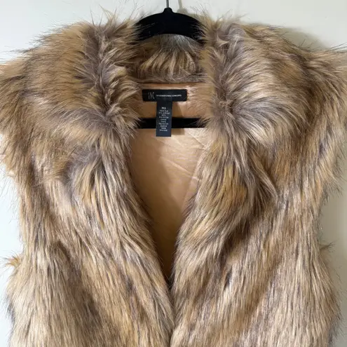 Faux Fur Vest SZ M/L Brown Tan Mob Wife Fury Fuzzy Pockets Size M