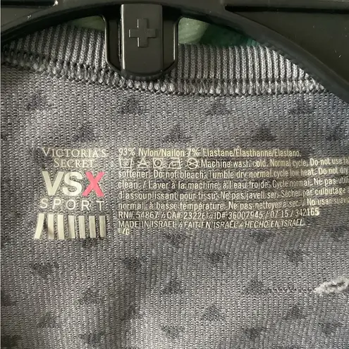 Victoria's Secret THREE VSX tops for price of one❣️