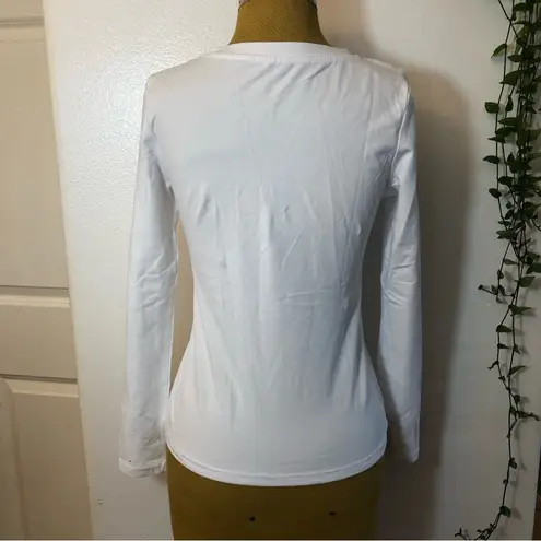 SheIn New  BASICS white Cotton V-neck Form Fitted Solid Tee thumbnail 5