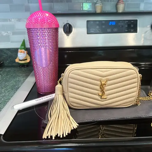 Saint Laurent Authentic Grain De Poudre Matelasse Chevron Lou Crossbody Bag