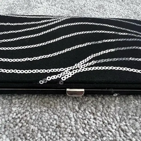 NYE party πͺ© Slim sequined clutch wallet β¨π€ π³ π Black