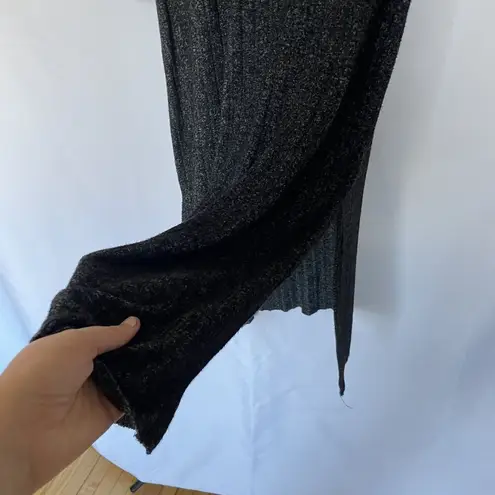 FOR THE REPUBLIC long sleeved gray maxi dress knit material women's size medium