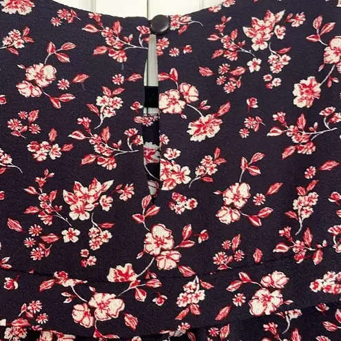 Monteau  navy floral ruffle sleeve blouse size medium