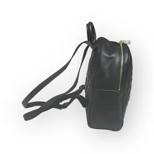 Love moschino new ❤︎︎ Quilted Logo Hardware Backpack ❤︎︎ Black Gold Hardware ❤︎︎