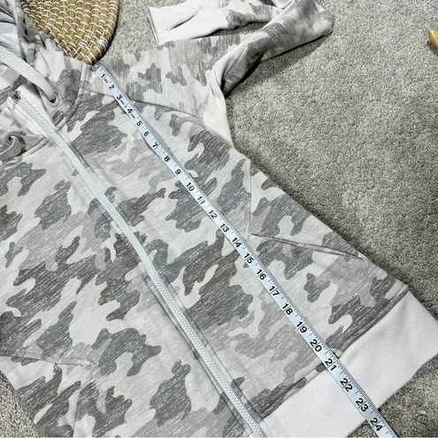 Athleta  Triumph Printed Hoodie Sweatshirt Jacket Longsleeve Grey Gypsum Camo S