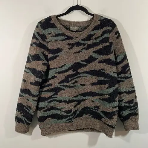 Barefoot Dreams Cozy Chic Women's Green Camo Fuzzy Pullover Sweater Size M