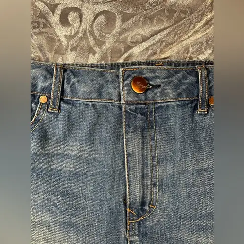 1822 Denim Slightly Distressed Skirt Size 12