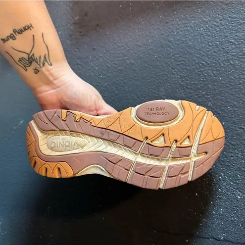 Vionic Women’s Lavender Peach Tokyo Athletic Shoes Size 7.5