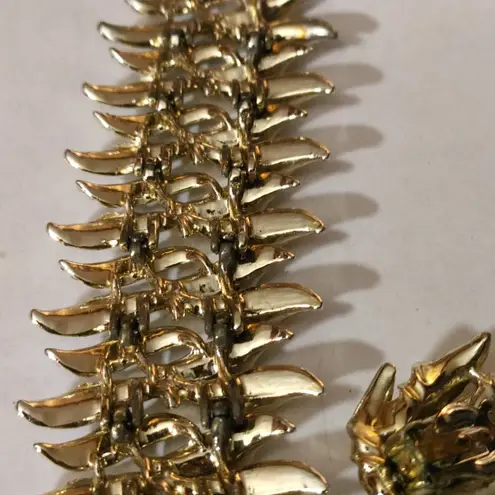 Amerique Two Tone Gold Silver Leaf Motif Vintage Bracelet Clip On Earrings Set