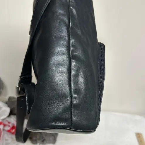 Stone Mountain Black Shoulder Bag Sleek Minimalist Design