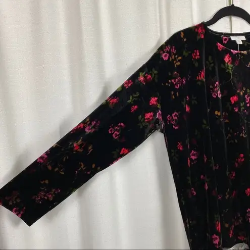 J.Jill  Black Floral Velvet Long Sleeve Blouse Sz.M NWT