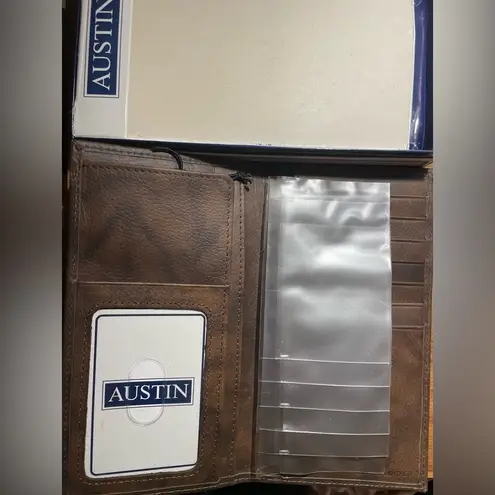 Unisex Austin Brown Wallet with 3 sleeve pockets, ID card, 6 photo & 7 card slot