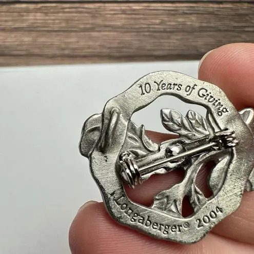 Longaberger Hope Rose 2004 10 Years of Giving Pewter Anniversary Brooch Pin