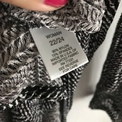 Dressbarn tweed knit Open front cardigan sweater White Size undefined