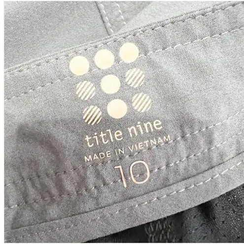 Title Nine Womens Skort Skirt Golf Tennis Size 10 Gray Active Comfy