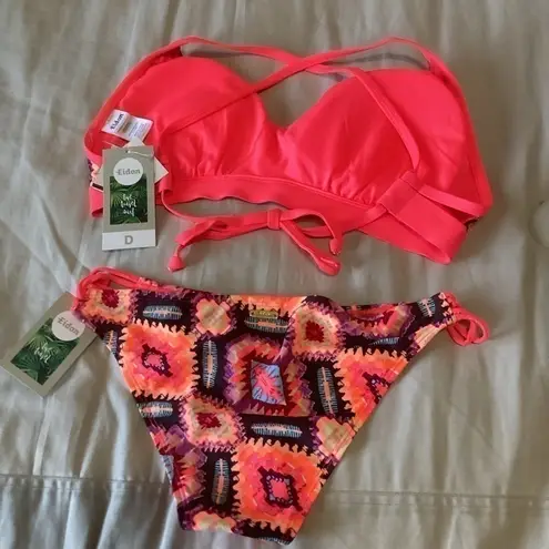 Eidon Surf bikini xsmall bottoms D cup top Size undefined