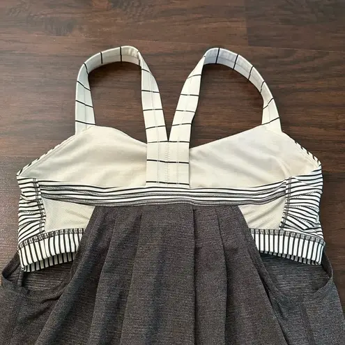 Lululemon  gray tank top w/ built in striped sports bra