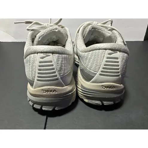 Brooks  Adrenaline GTS 18 women's running shoes Size 9.5