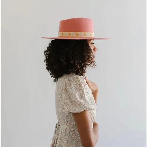 Gigi Pip Dakota Dae Triangle Crown Hat | Pink | XL 61 | NWT