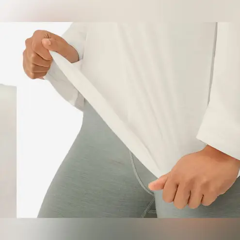 Allbirds NWT - Women's Natural Flow Studio Long Sleeve.