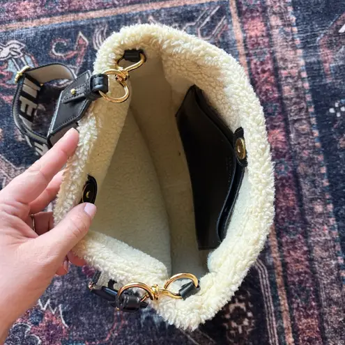 Stella McCartney Leather Black Cream Faux Fur Trim Shoulder Bag Open Purse