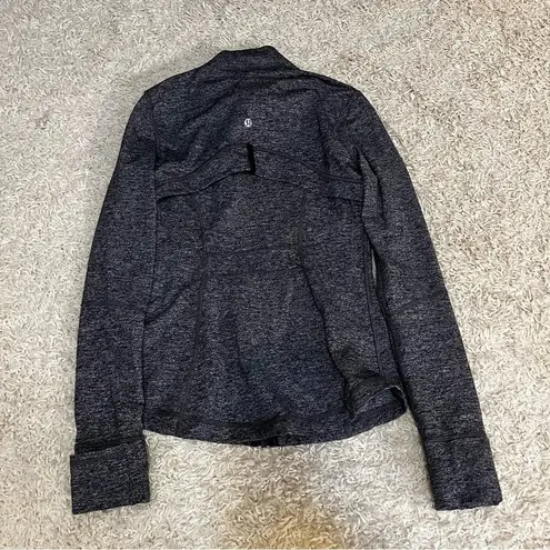 Lululemon grey define jacket size 6 - Image 3