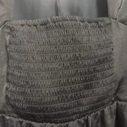 Isabel & Ingrid maternity black top Size M