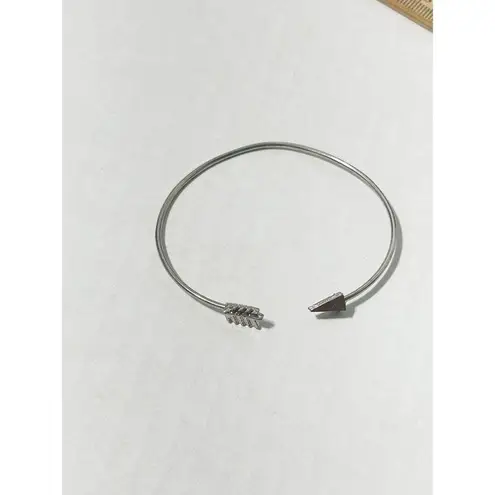 Arrow Bangle Bracelet Silver Tone Open Cuff Women's Jewelry Fashion