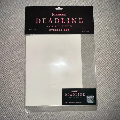 BLACKPINK 16 OFFICIAL DEADLINE TOUR Baseball Jersey NEW size XL w sticker Pack Black