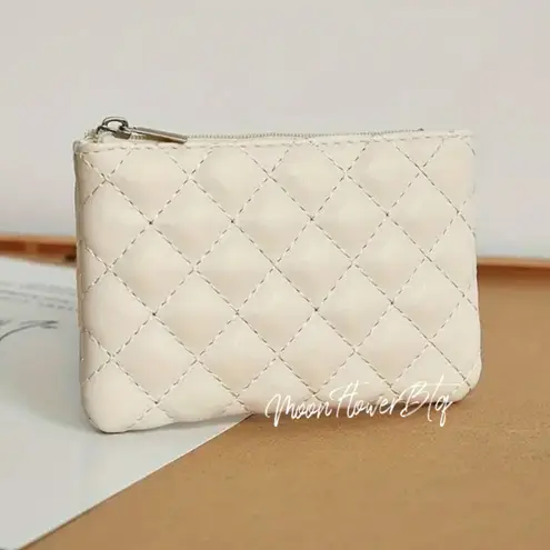 White Diamond Quilted Card Cash Pouch