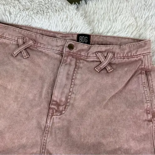 BDG  Urban Outfitters Rose Pink Acid Wash High Waisted Cuffed Shorts Size 28