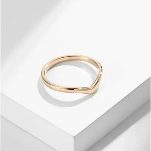 Boutique 14k Gold Filled S925 V Shaped Curve Band Ring, Size 6