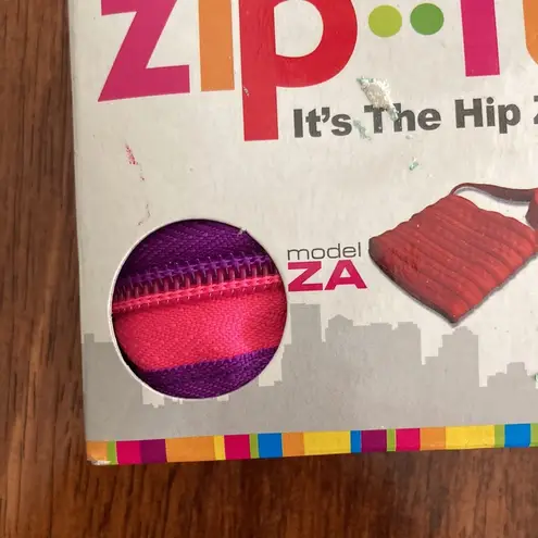 NEW Pink & Purple Zip