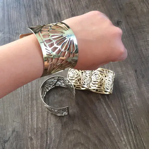 4/$15 Set of 3 Cuff Bracelets Gold