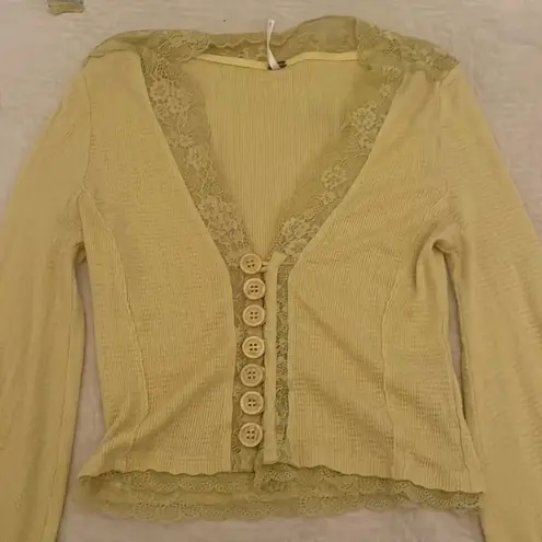 Free People   yellow lace trim long sleeve top blouse shirt S