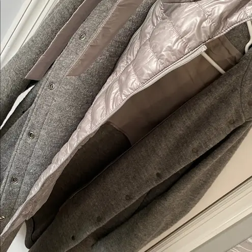 Wool Bogner Gray Hooded Coat Size 6