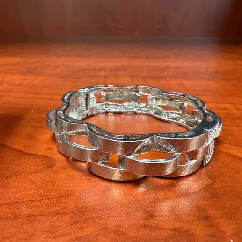 Sparkling Silver Tone Chain Link Rhinestone Bangle Bracelet Women Glamorous